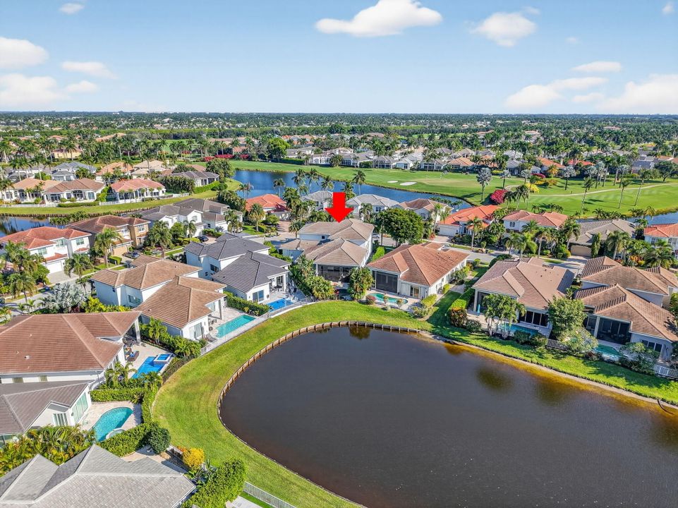 For Sale: $3,695,000 (5 beds, 4 baths, 4764 Square Feet)