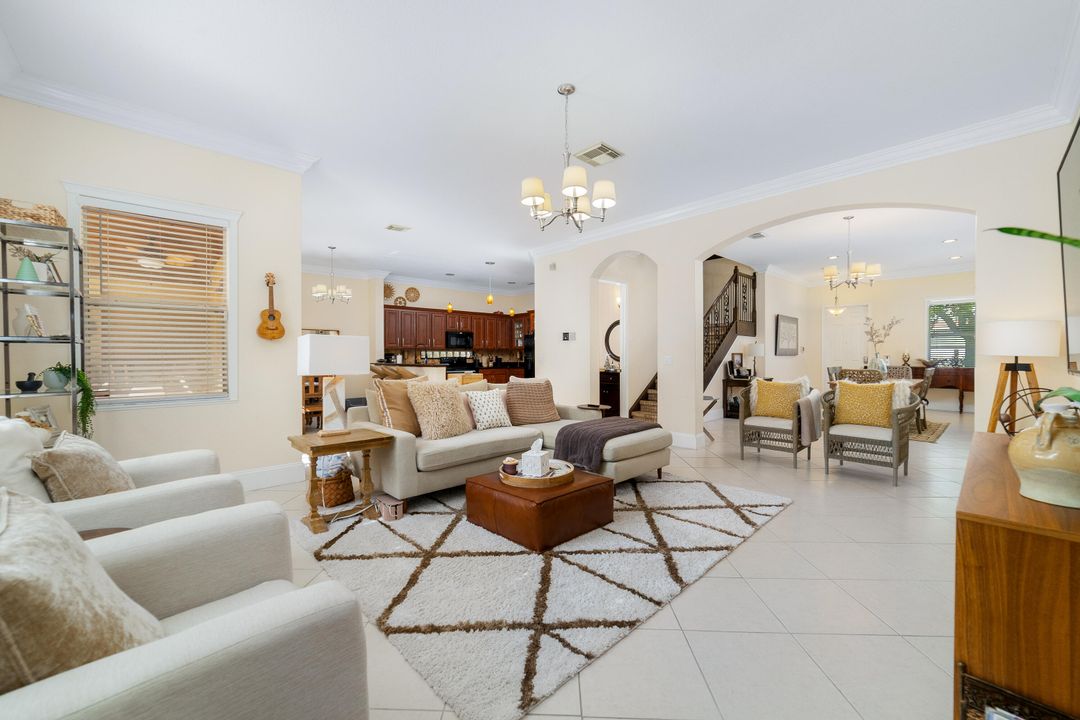 For Sale: $625,000 (4 beds, 3 baths, 3119 Square Feet)