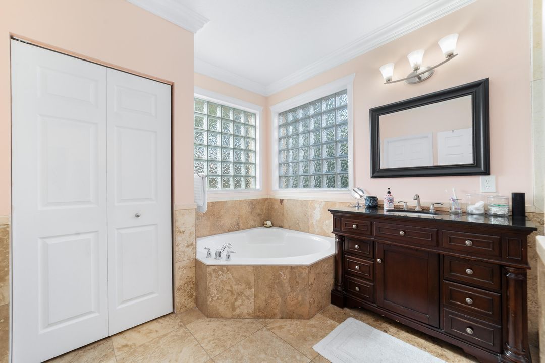 For Sale: $625,000 (4 beds, 3 baths, 3119 Square Feet)