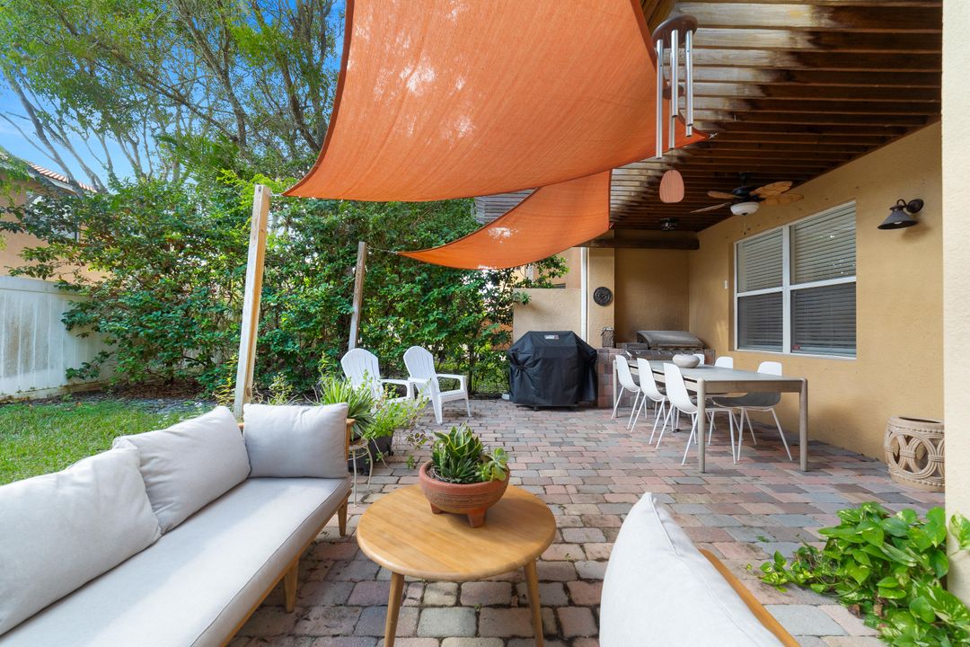 For Sale: $625,000 (4 beds, 3 baths, 3119 Square Feet)