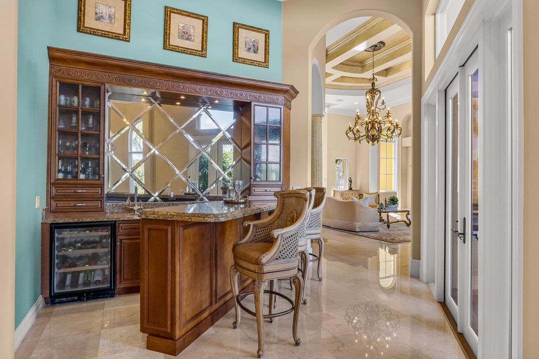 For Sale: $5,495,000 (6 beds, 5 baths, 6780 Square Feet)