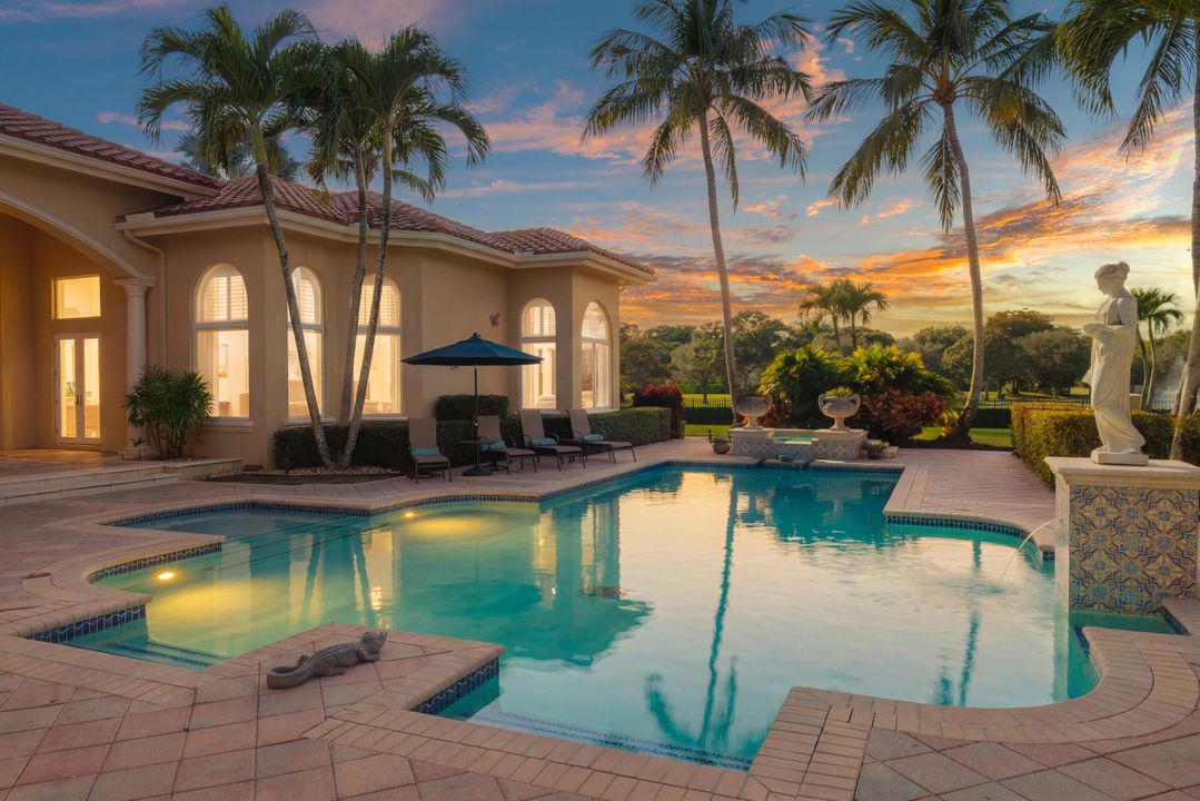 For Sale: $5,495,000 (6 beds, 5 baths, 6780 Square Feet)