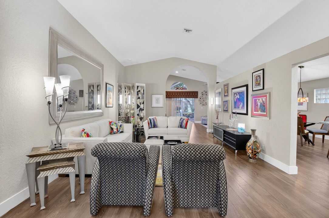 For Sale: $610,000 (3 beds, 2 baths, 2187 Square Feet)