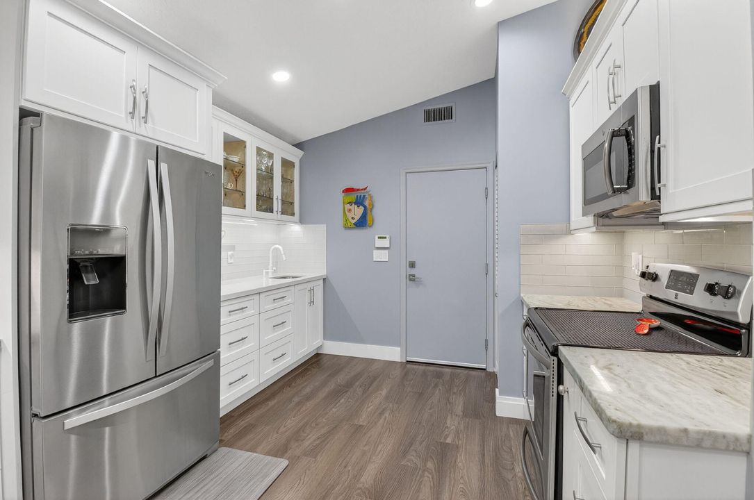 For Sale: $610,000 (3 beds, 2 baths, 2187 Square Feet)