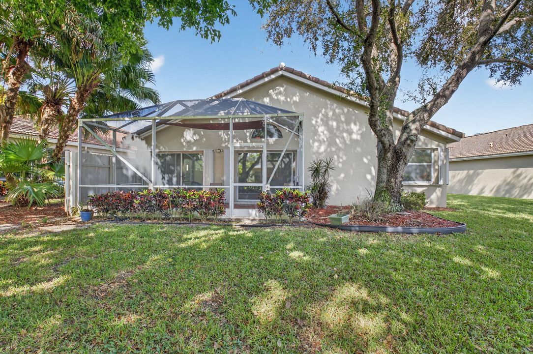 For Sale: $610,000 (3 beds, 2 baths, 2187 Square Feet)