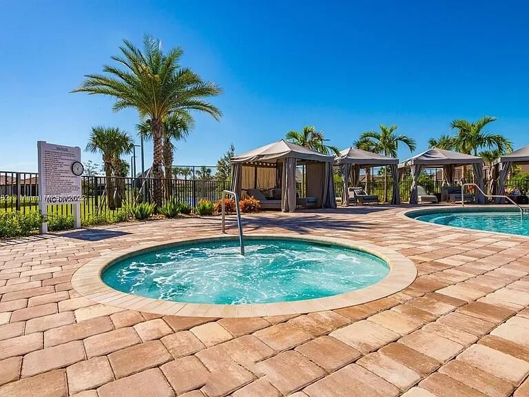 For Rent: $3,900 (3 beds, 2 baths, 1886 Square Feet)