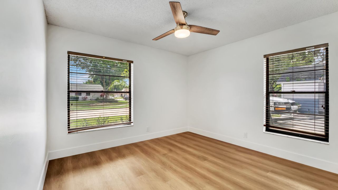 В аренду: $4,700 (4 спален, 2 ванн, 1773 Квадратных фут)