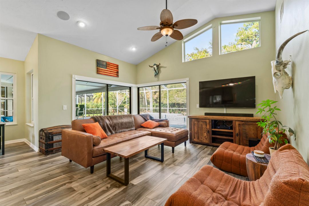 For Sale: $599,999 (3 beds, 2 baths, 2071 Square Feet)