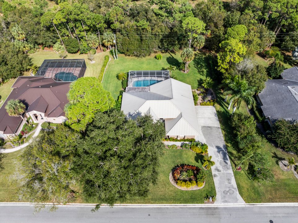 For Sale: $599,999 (3 beds, 2 baths, 2071 Square Feet)