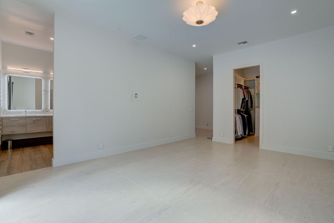 For Sale: $1,600,000 (4 beds, 3 baths, 2723 Square Feet)