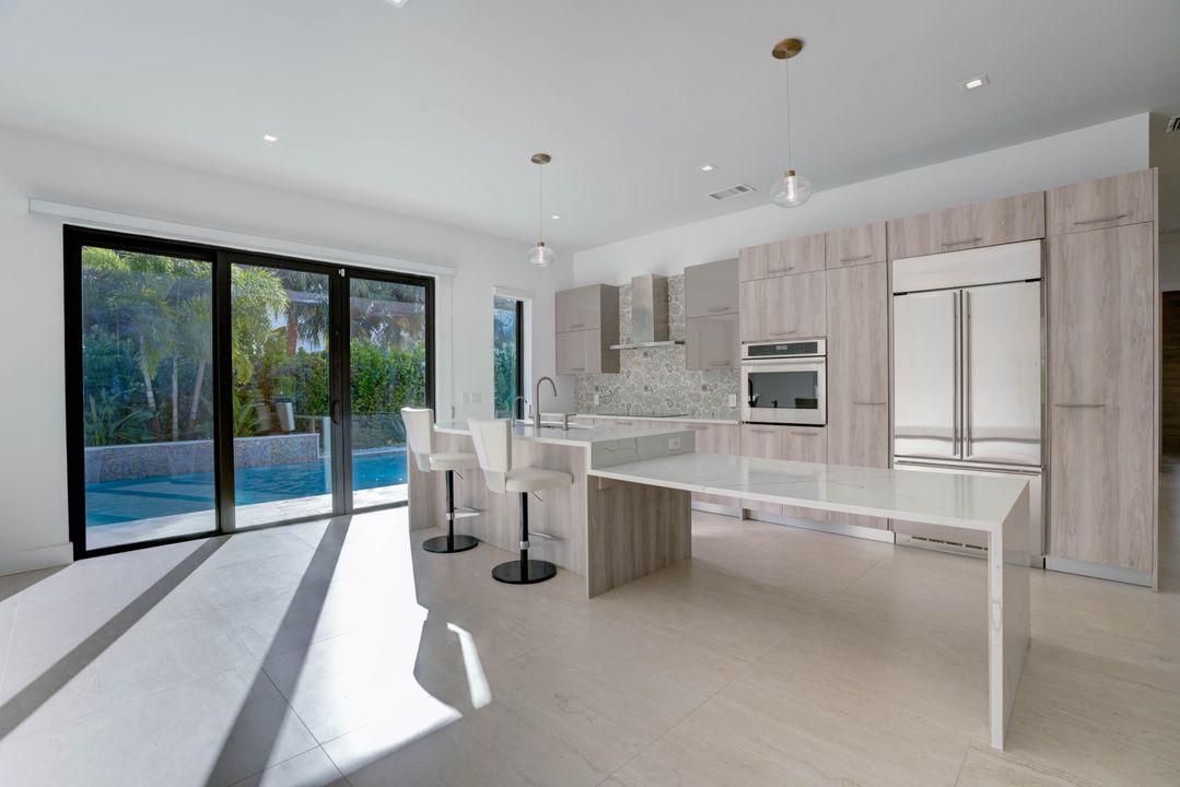 For Sale: $1,600,000 (4 beds, 3 baths, 2723 Square Feet)