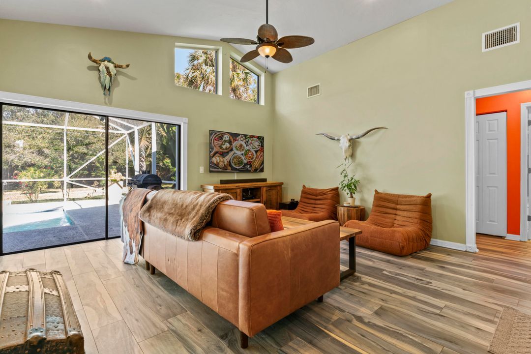 For Sale: $599,999 (3 beds, 2 baths, 2071 Square Feet)