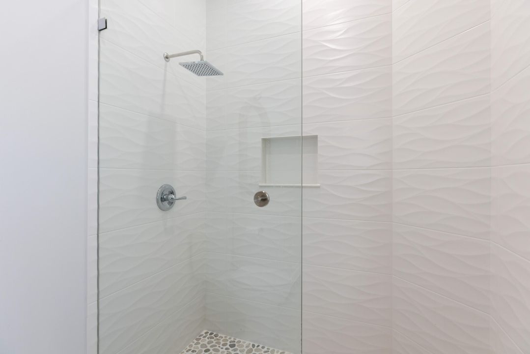 For Sale: $899,000 (2 beds, 2 baths, 2477 Square Feet)