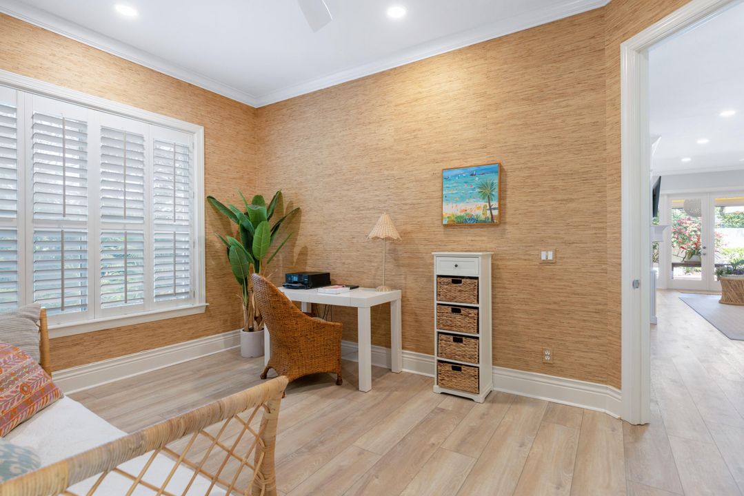 For Sale: $899,000 (2 beds, 2 baths, 2477 Square Feet)