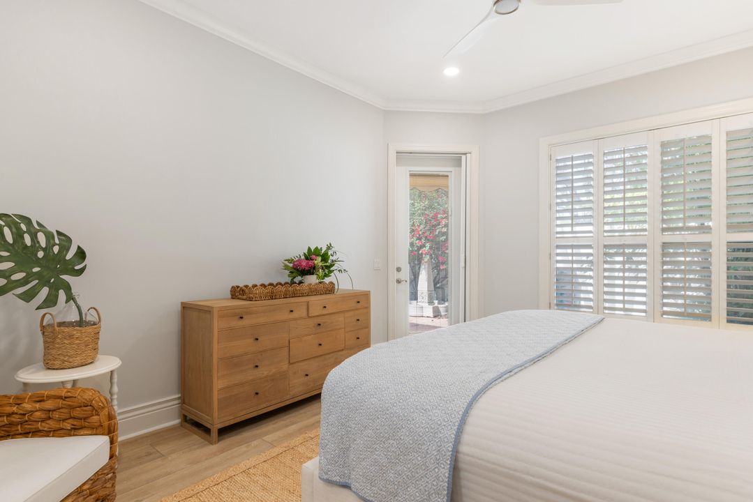 For Sale: $899,000 (2 beds, 2 baths, 2477 Square Feet)