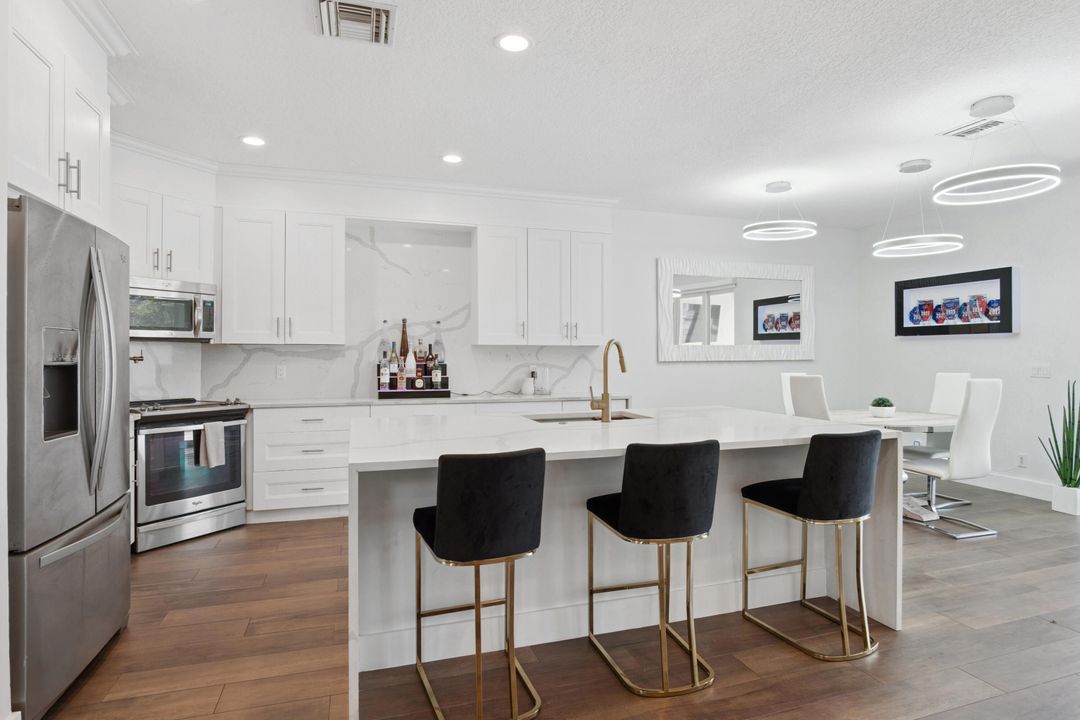 For Sale: $899,750 (3 beds, 2 baths, 1628 Square Feet)