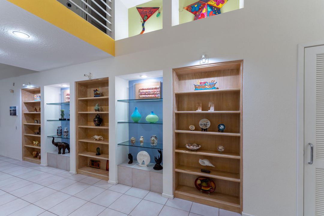 На продажу: $2,500,000 (5 спален, 4 ванн, 5099 Квадратных фут)