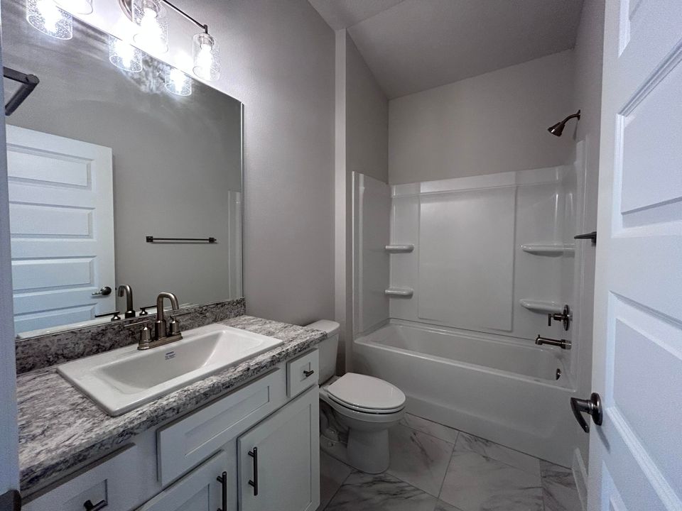 待售: $369,612 (3 贝兹, 2 浴室, 1780 平方英尺)