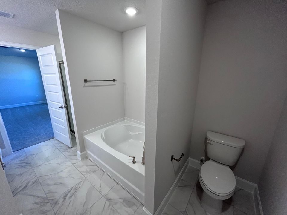 待售: $369,612 (3 贝兹, 2 浴室, 1780 平方英尺)