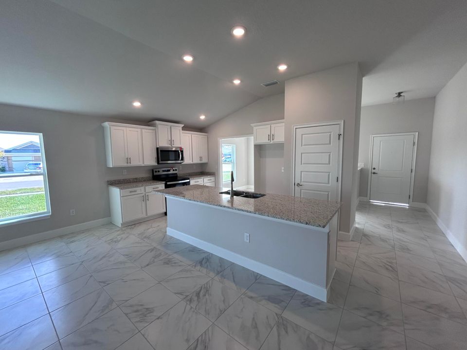 待售: $369,612 (3 贝兹, 2 浴室, 1780 平方英尺)