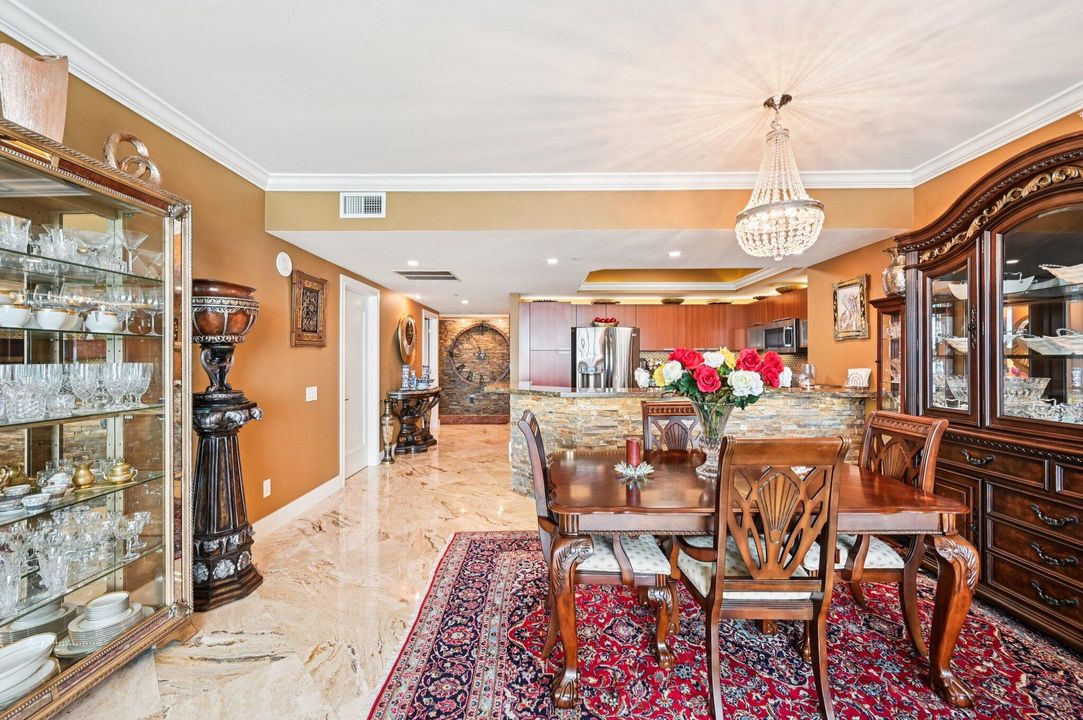 For Sale: $759,000 (3 beds, 3 baths, 1990 Square Feet)