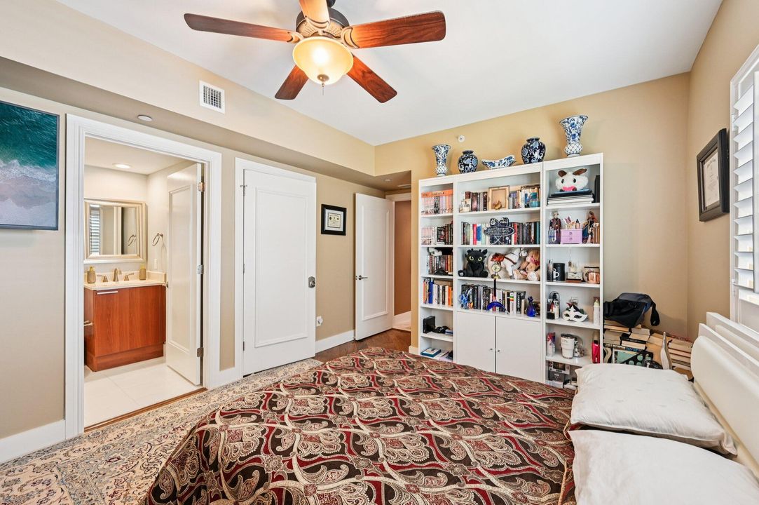 For Sale: $759,000 (3 beds, 3 baths, 1990 Square Feet)