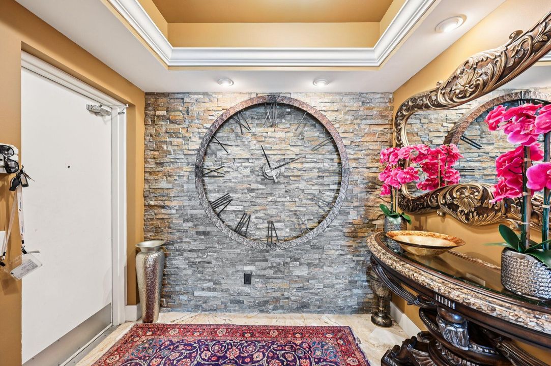 For Sale: $759,000 (3 beds, 3 baths, 1990 Square Feet)