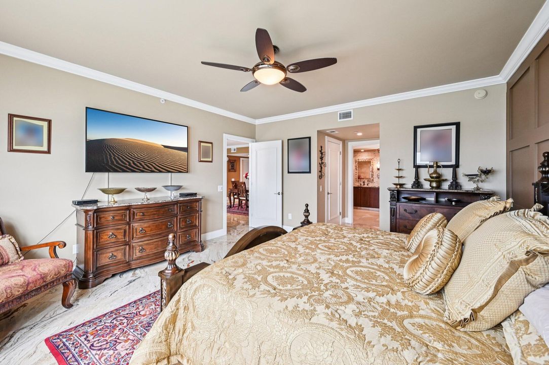 For Sale: $759,000 (3 beds, 3 baths, 1990 Square Feet)