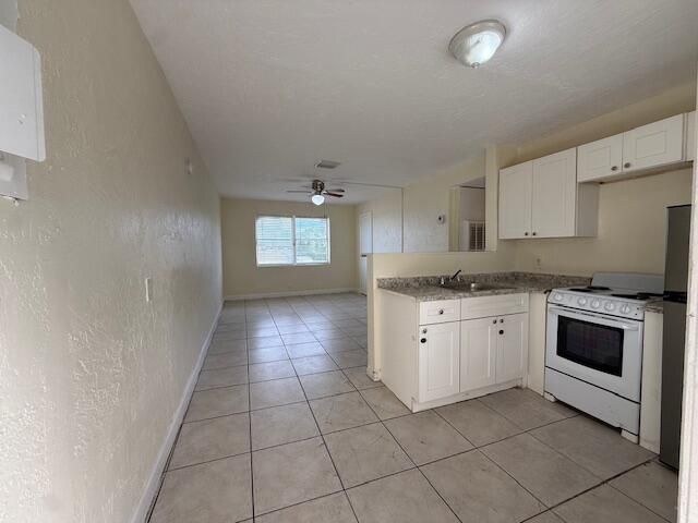 For Rent: $1,650 (2 beds, 1 baths, 3504 Square Feet)