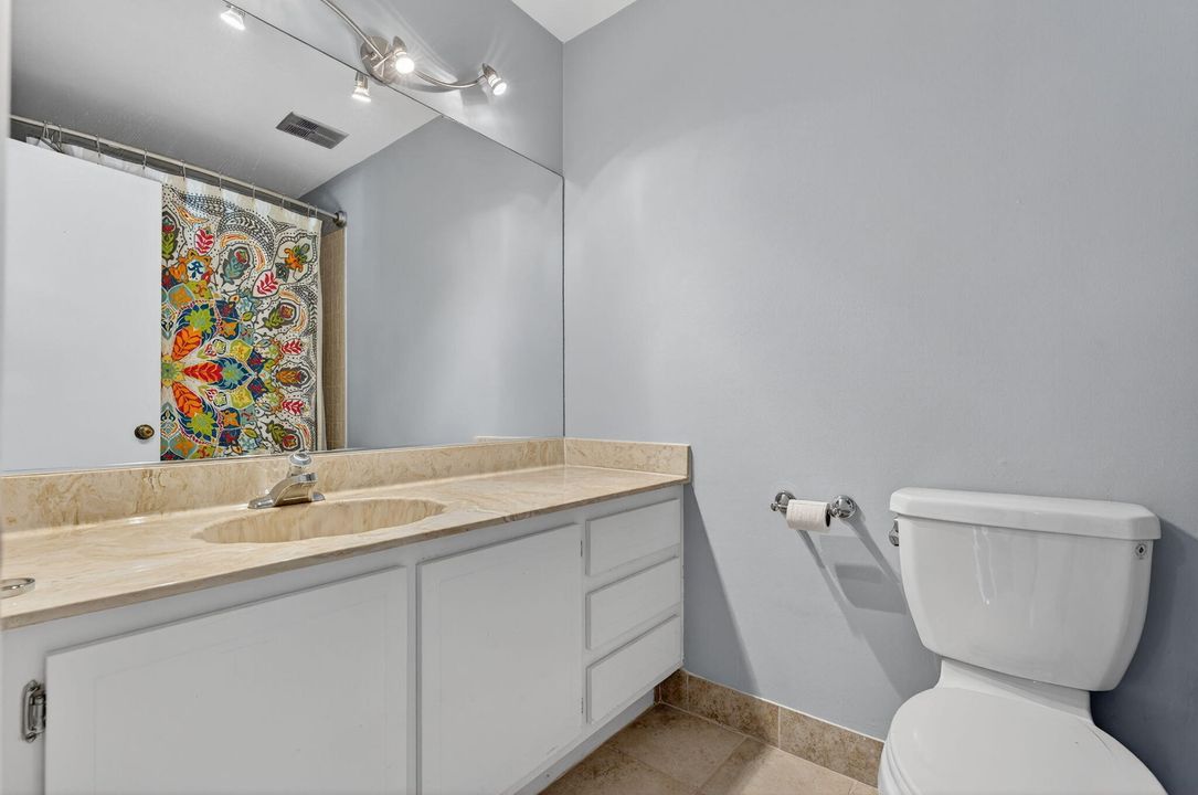 For Sale: $410,000 (2 beds, 2 baths, 1440 Square Feet)