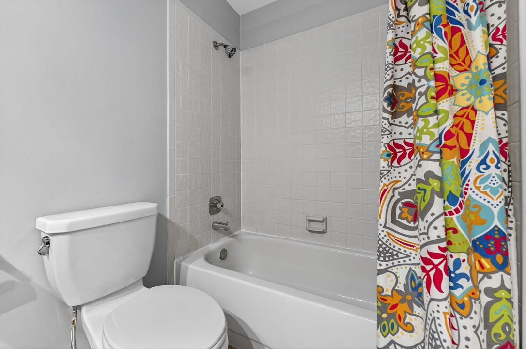 For Sale: $410,000 (2 beds, 2 baths, 1440 Square Feet)