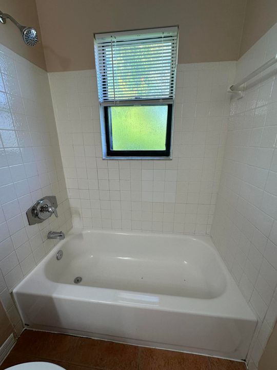 В аренду: $1,450 (1 спален, 1 ванн, 750 Квадратных фут)