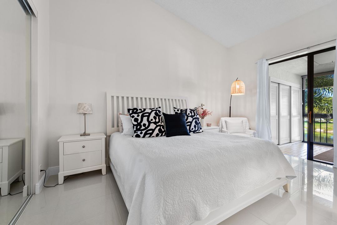 待售: $249,500 (2 贝兹, 2 浴室, 1139 平方英尺)