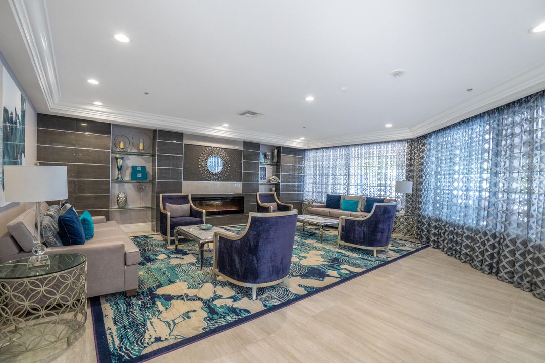 待售: $249,500 (2 贝兹, 2 浴室, 1139 平方英尺)