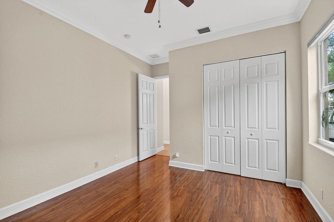 合同活跃: $815,000 (4 贝兹, 3 浴室, 3419 平方英尺)