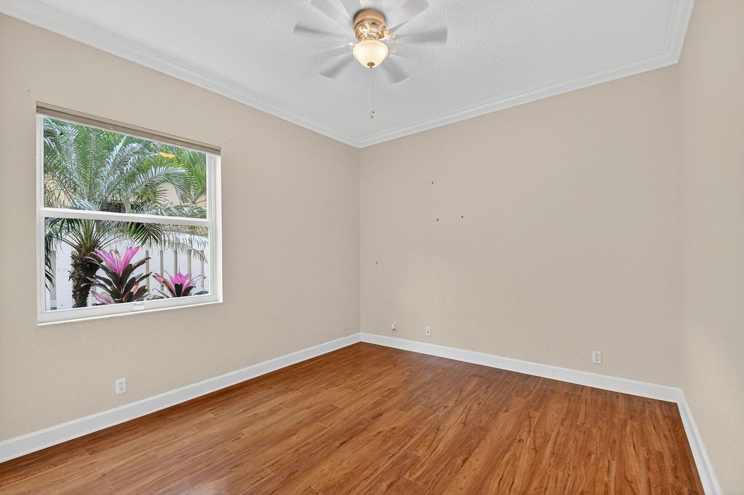 合同活跃: $815,000 (4 贝兹, 3 浴室, 3419 平方英尺)