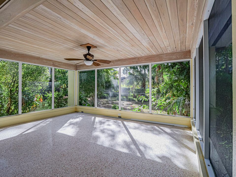 Activo con contrato: $790,000 (4 camas, 2 baños, 3066 Pies cuadrados)