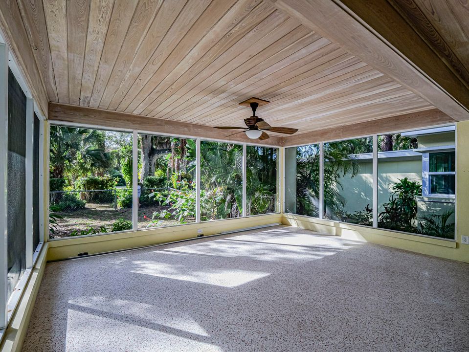 Activo con contrato: $790,000 (4 camas, 2 baños, 3066 Pies cuadrados)