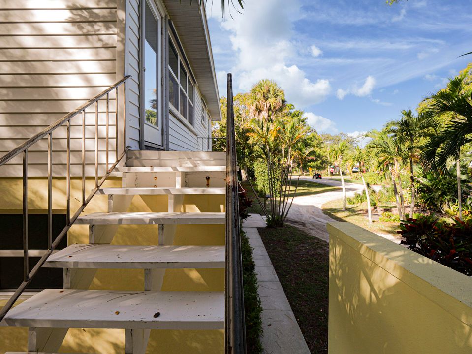 Activo con contrato: $790,000 (4 camas, 2 baños, 3066 Pies cuadrados)