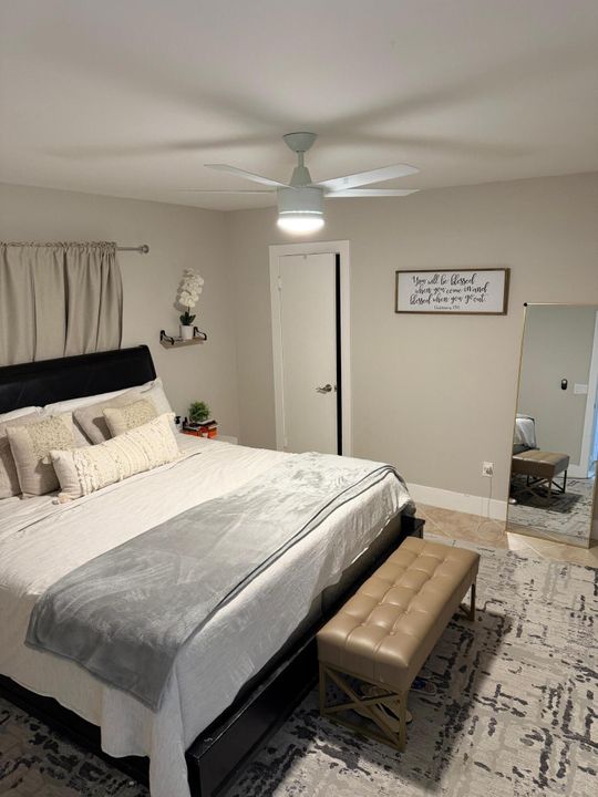 Active With Contract: $3,250 (3 beds, 2 baths, 1460 Square Feet)