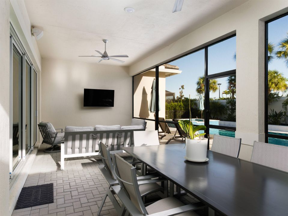 For Sale: $1,495,000 (3 beds, 2 baths, 3100 Square Feet)