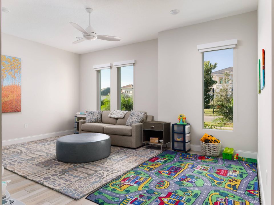 For Sale: $1,495,000 (3 beds, 2 baths, 3100 Square Feet)