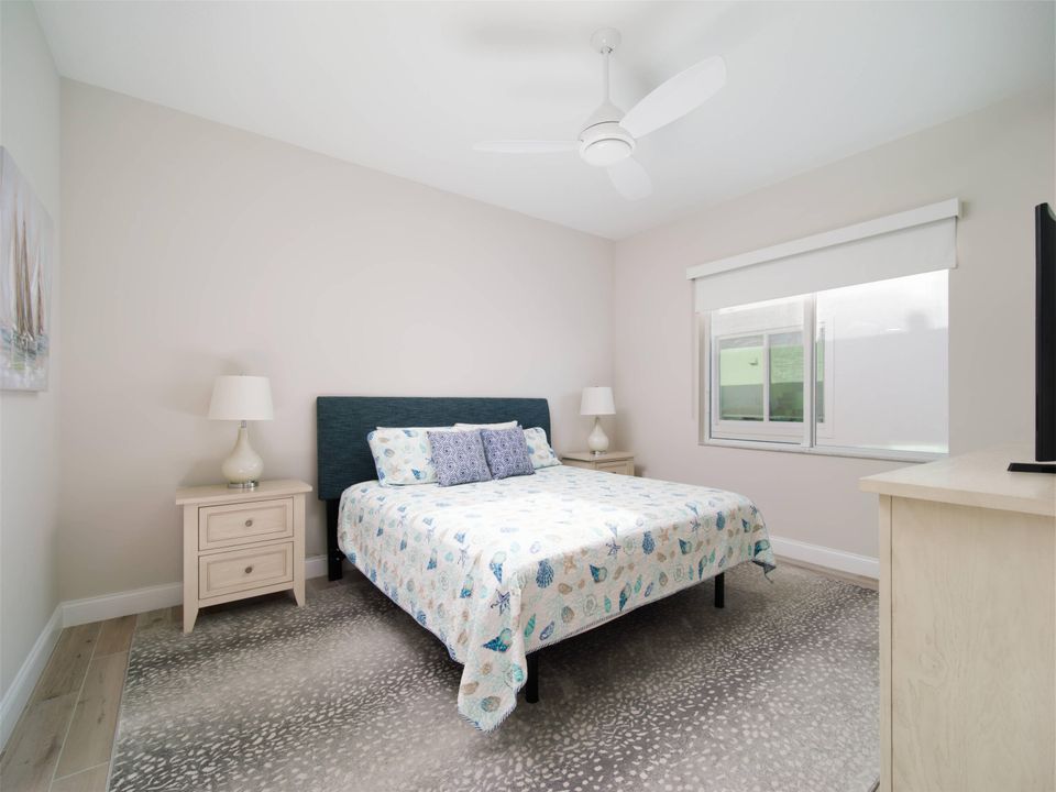 For Sale: $1,495,000 (3 beds, 2 baths, 3100 Square Feet)