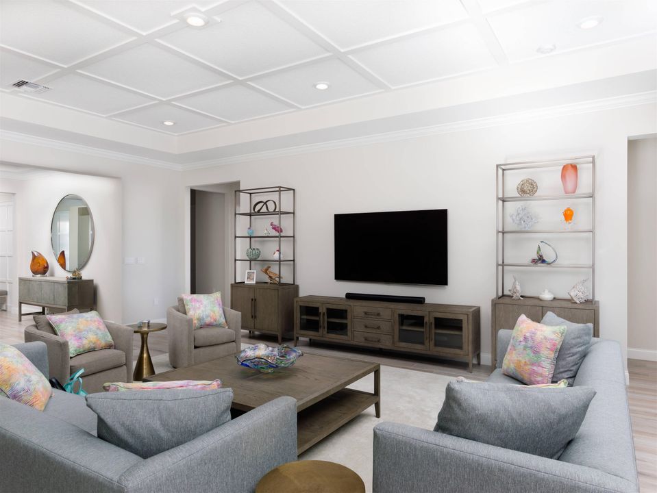 For Sale: $1,495,000 (3 beds, 2 baths, 3100 Square Feet)