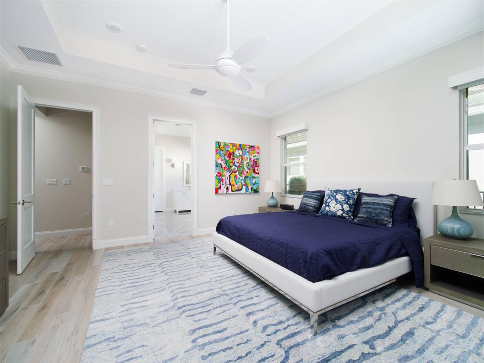 For Sale: $1,495,000 (3 beds, 2 baths, 3100 Square Feet)