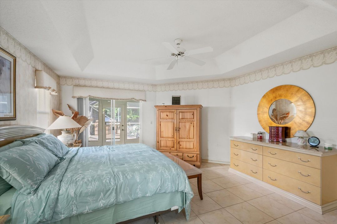 For Sale: $594,300 (4 beds, 2 baths, 2009 Square Feet)