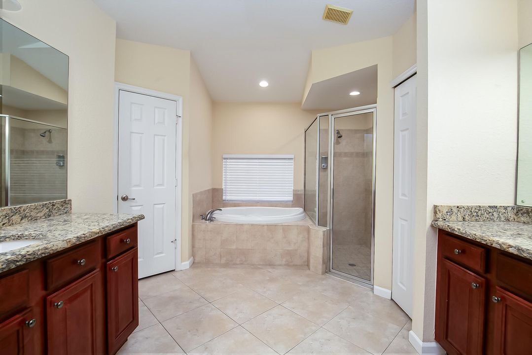 For Sale: $499,900 (4 beds, 3 baths, 2369 Square Feet)