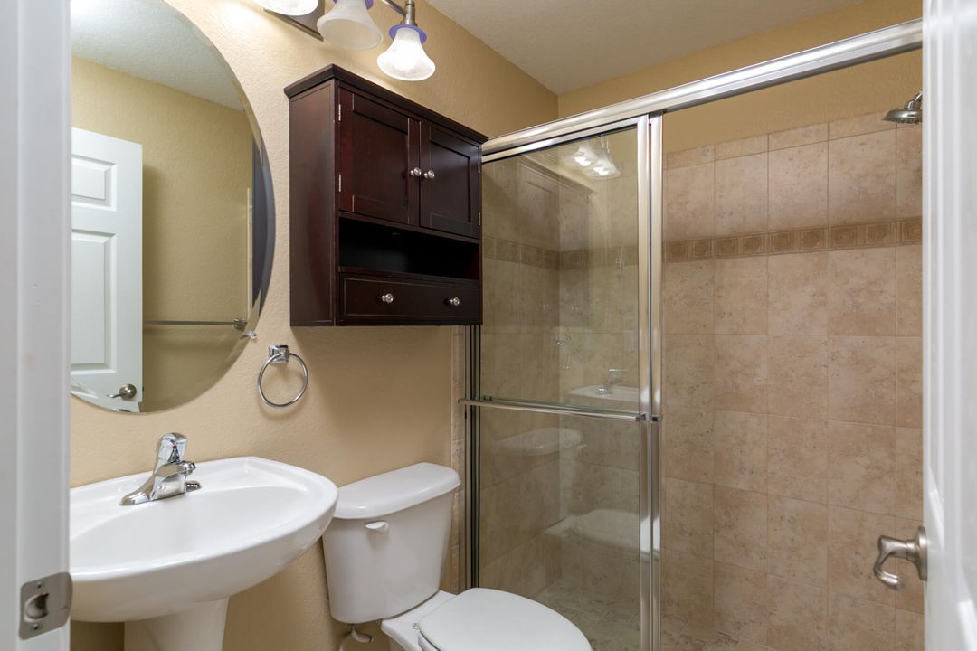 For Sale: $499,900 (4 beds, 3 baths, 2369 Square Feet)