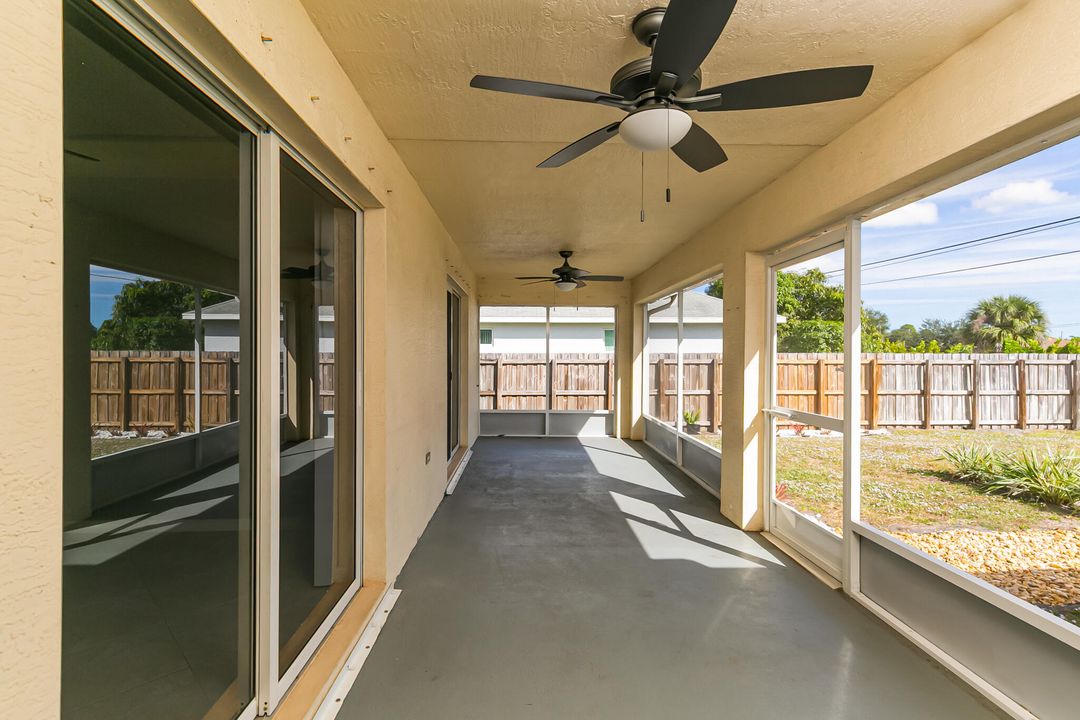 For Sale: $499,900 (4 beds, 3 baths, 2369 Square Feet)