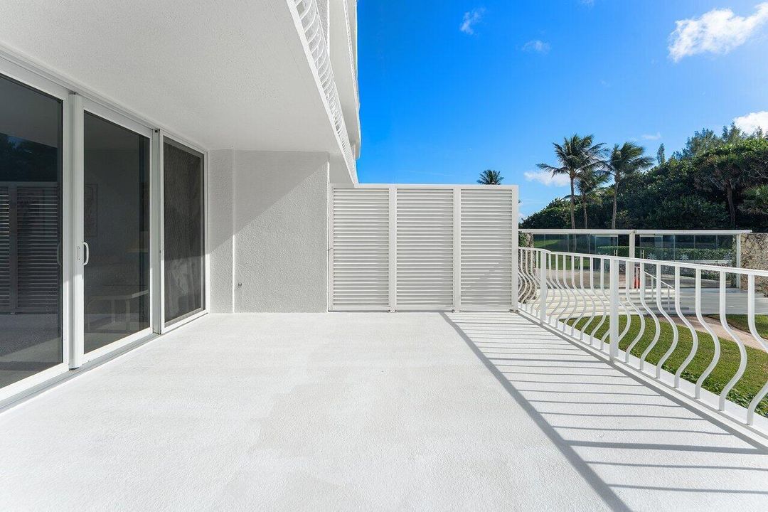 待售: $399,000 (1 贝兹, 1 浴室, 841 平方英尺)